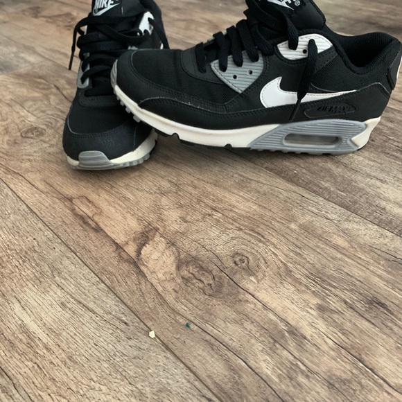 Women’s Nike Air max 90 - Picture 2 of 11